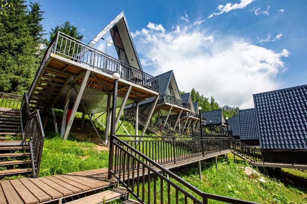 A‑Frame complex in the mountains