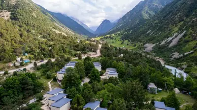 Forest houses “Tokoydogu Uy”